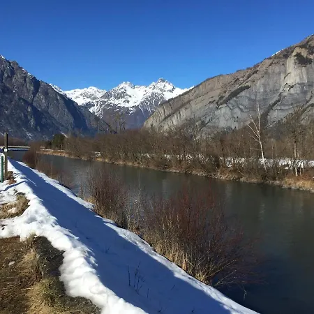 Superbe à Bourg D'oisans Avec Terrasse Sud *